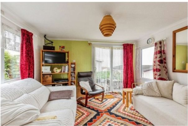 House in Portishead, Redcliffe Bay - More