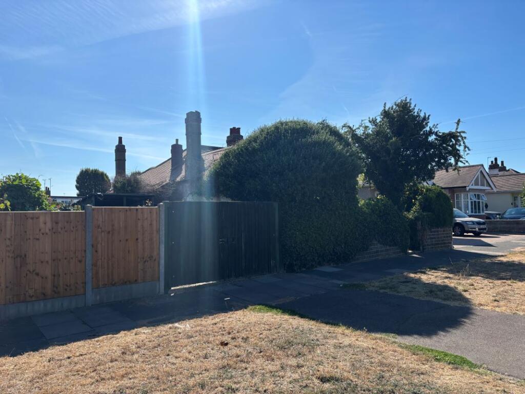 House in Southend-on-Sea - View 4