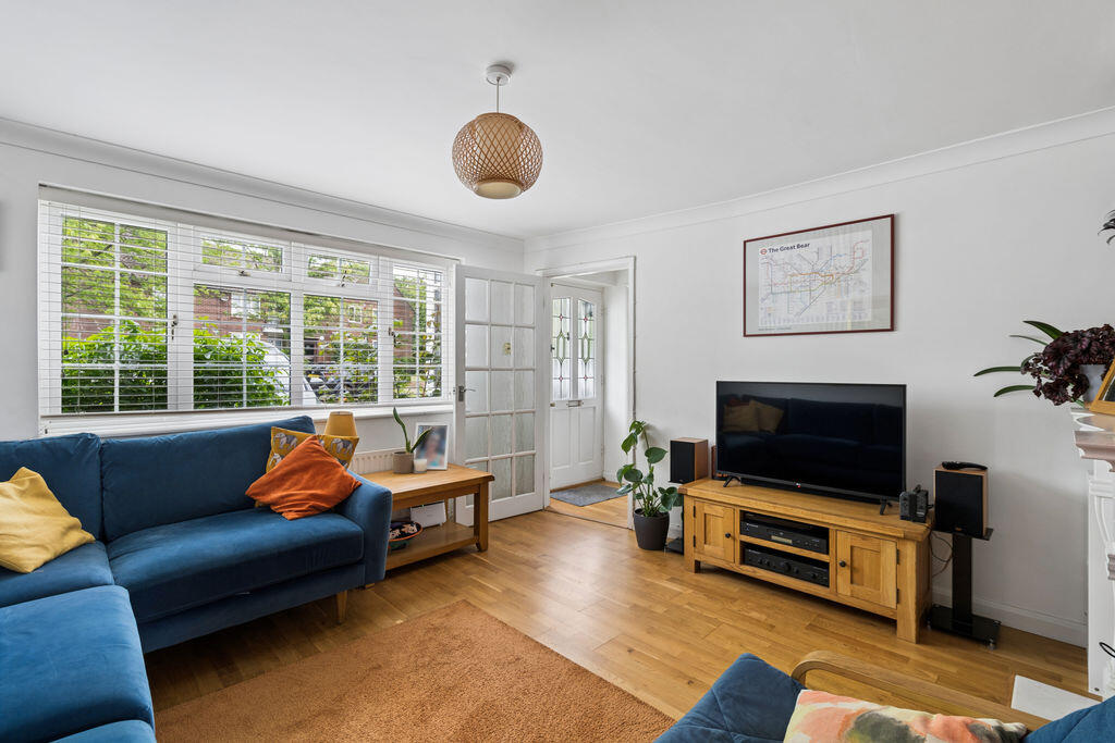 House in Slough - View 3