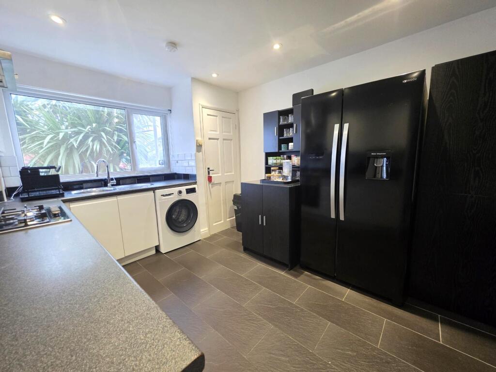 House in Cardiff - View 4