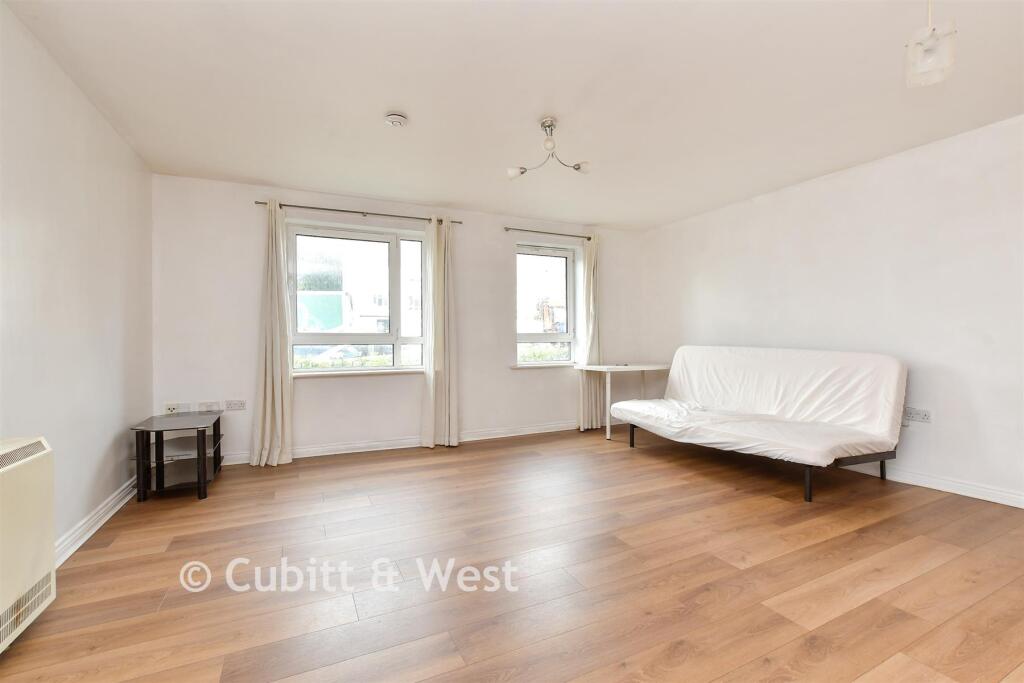 Apartment in London, Rosehill - View 3
