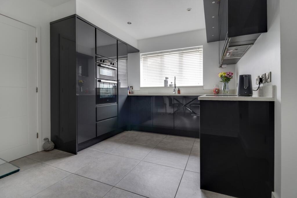 Horbury Road, Ossett, West Yorkshire, WF5 photo 2