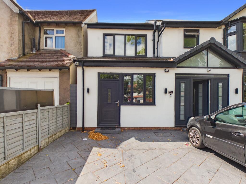 Main image of property: Robin Hood Lane, Birmingham, West Midlands, B28