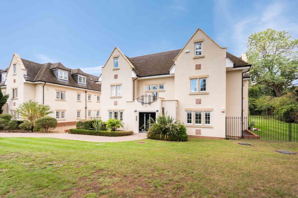 Main image of property: Grosvenor Court, 103 Packhorse Road, Gerrards Cross, Buckinghamshire