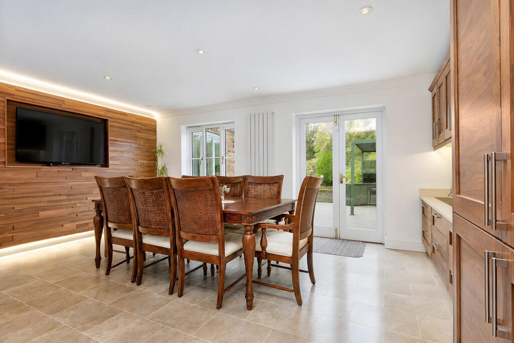 House in Peterborough - View 5