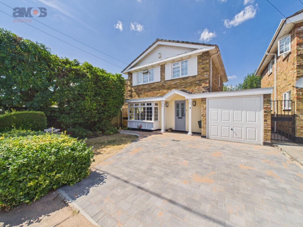 Main image of property: Wellington Road, Rayleigh, Essex