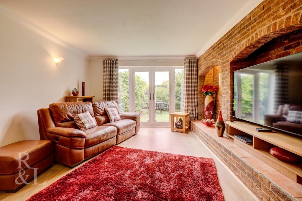 House in Rushcliffe, Keyworth - More