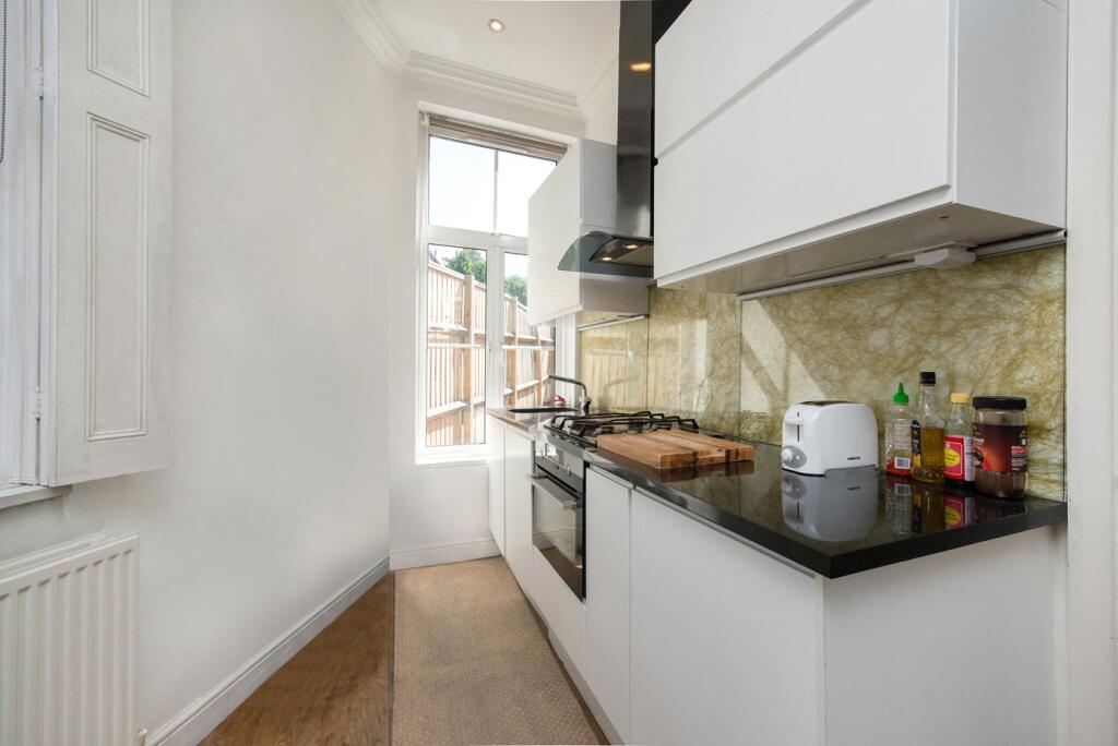 Apartment in London, Kentish Town - View 4