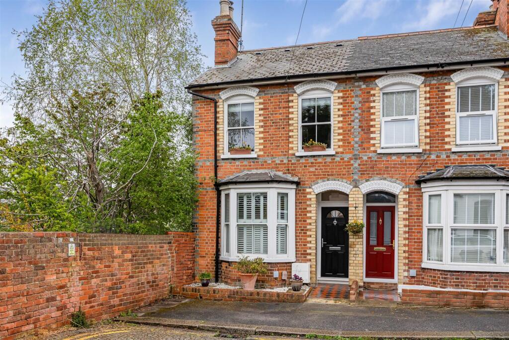 Main image of property: Belle Vue Road, Reading RG1