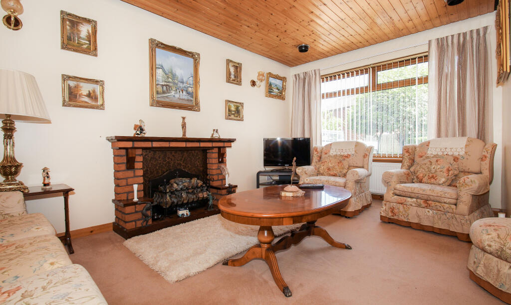 13 Glen Moriston Drive, Cairneyhill, Fife, KY12 8YS - View 3
