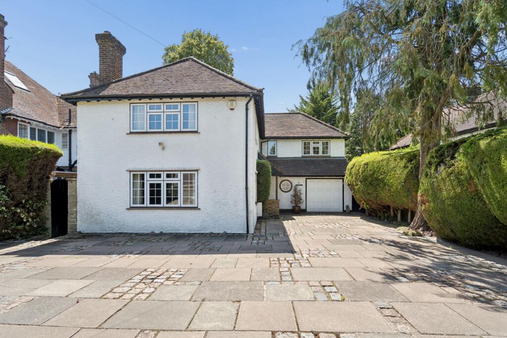 Main image of property: Oxhey Road, Watford, WD19 4QE