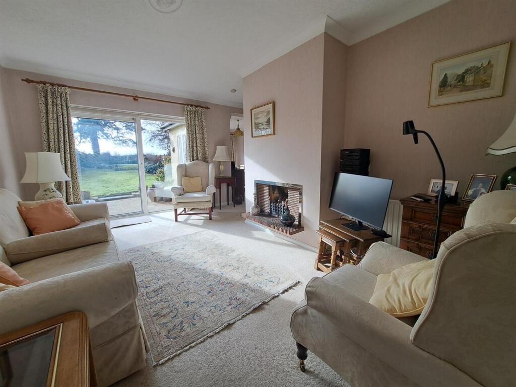 House in Northampton - View 5
