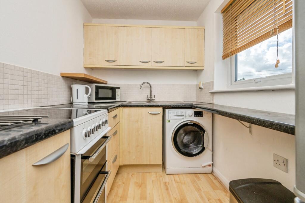 Apartment in Wychavon, Primsland, Droitwich Spa - View 5