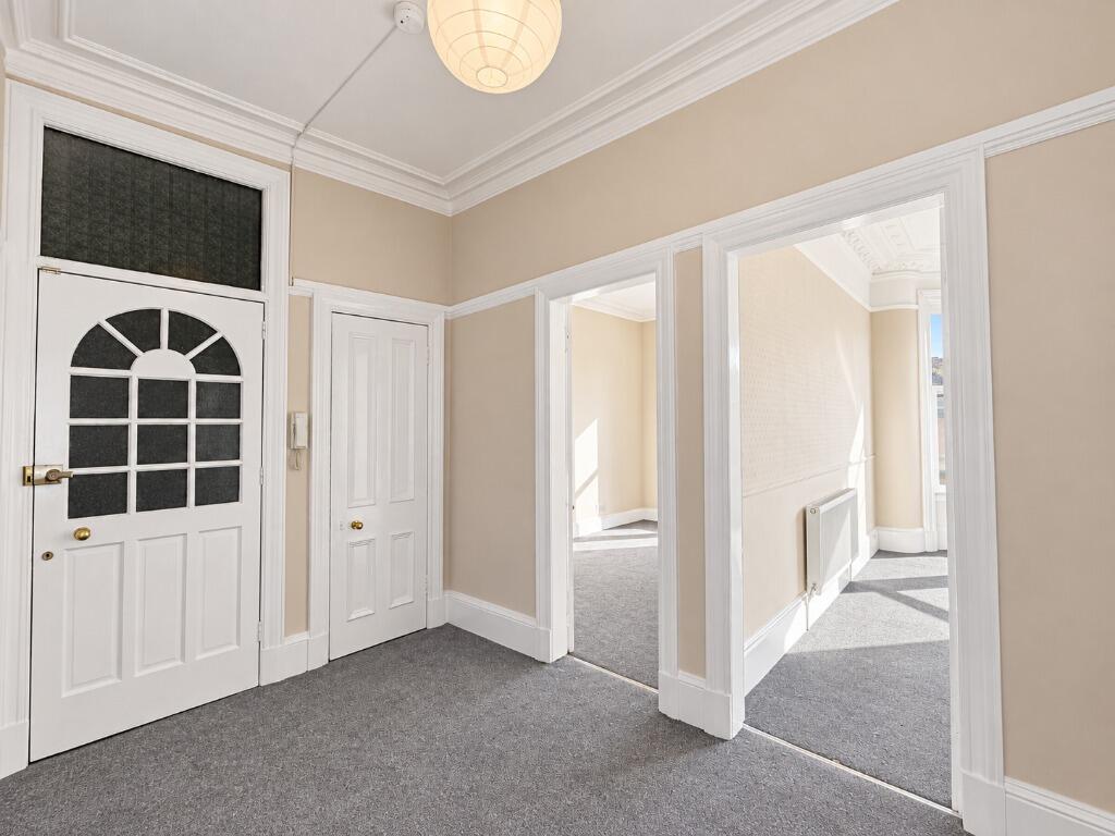 Apartment in Glasgow - View 3