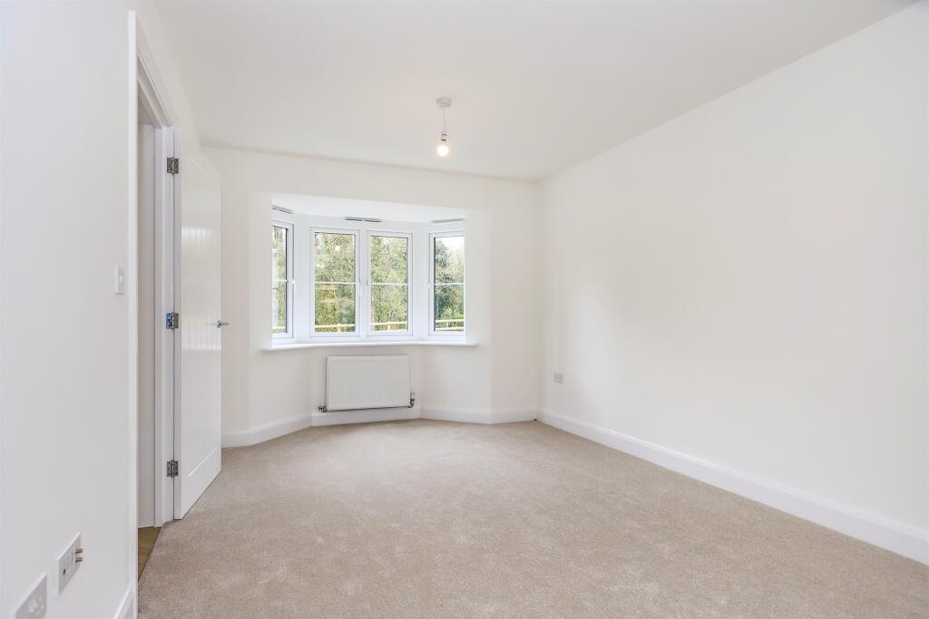 Forbes Close, Telford photo 4