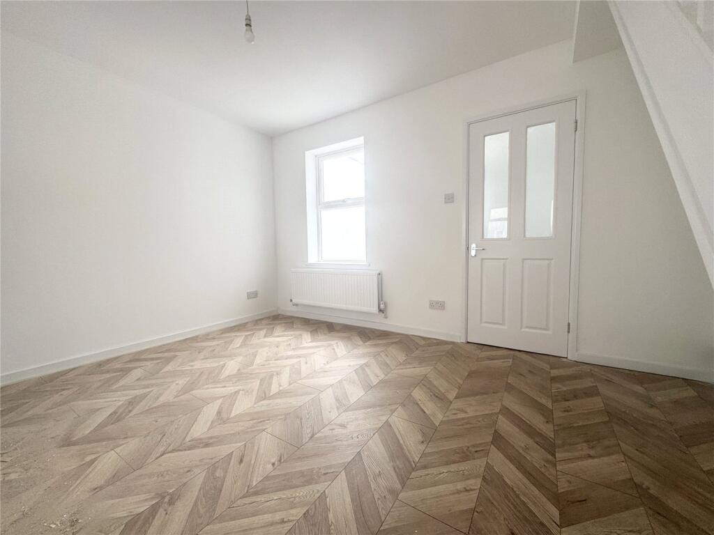 Main image of property: George Street, Town Centre, Swindon, Wiltshire, SN1