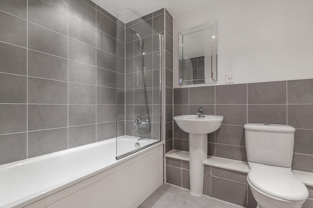 Apartment in London - View 5