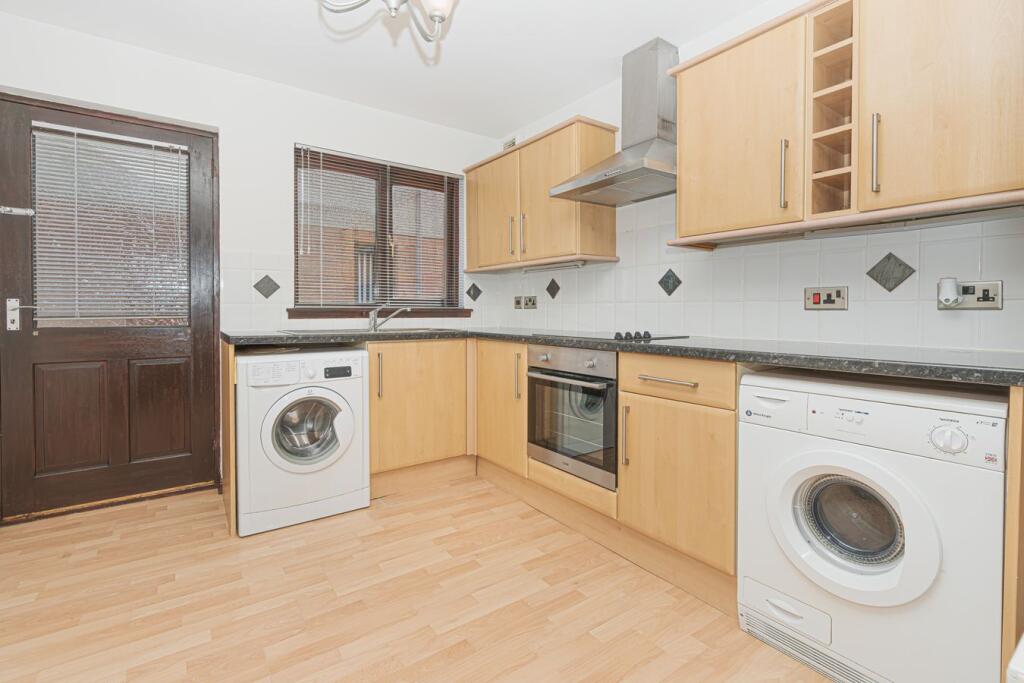 House in Kirkcaldy, Fife - View 4