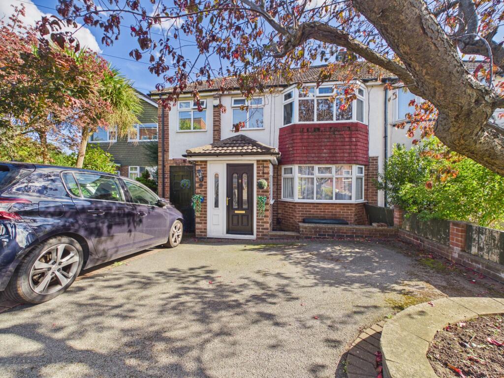4-bed semi-detached on Sandringham Drive, Spondon, £315,000