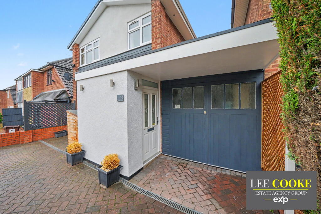 House in Wolverhampton, Ashmore Park - View 2