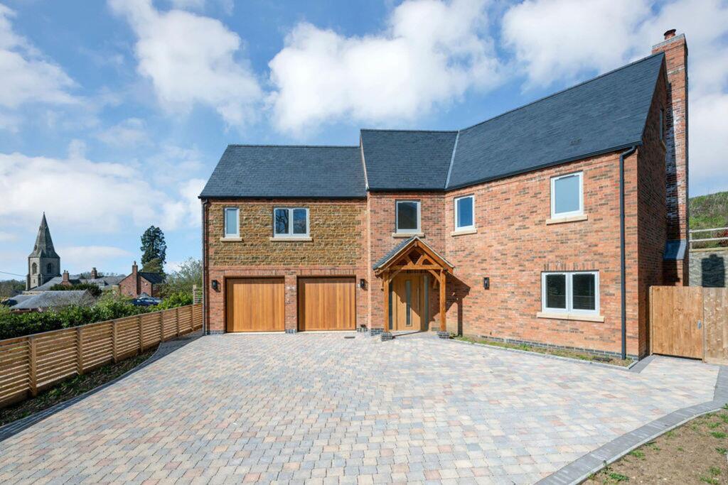House in Leicester - View 5