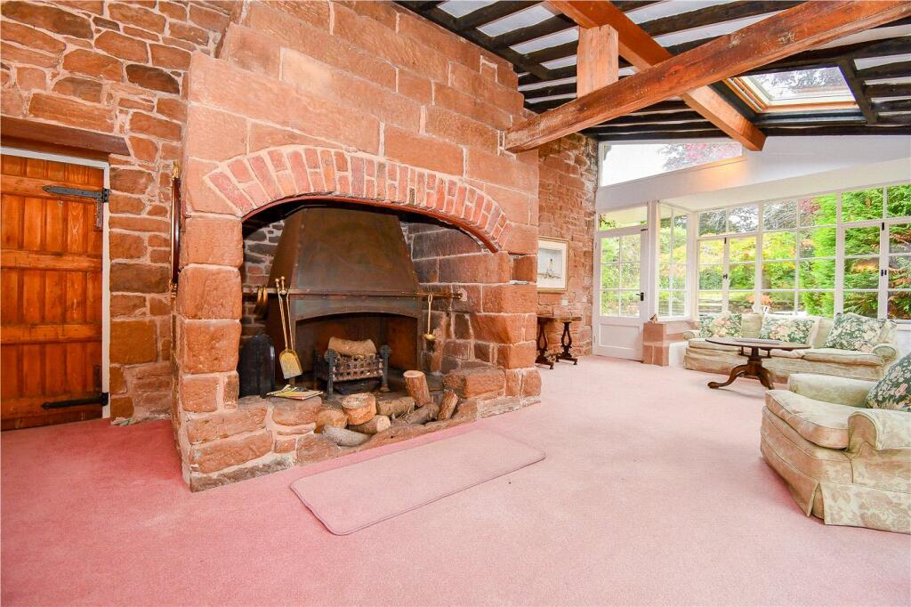 Croft Drive, Caldy, Wirral photo 2