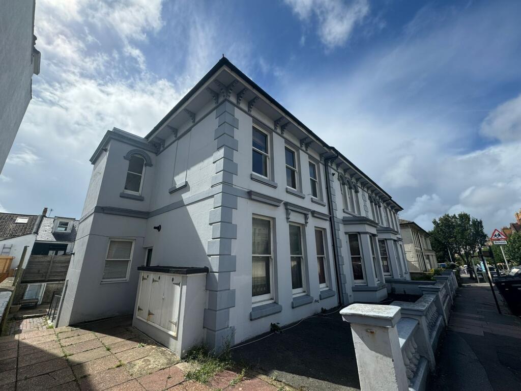 Main image of property: Eastern Road, Brighton, BN2