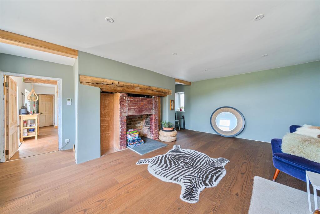 House in Exeter - View 4