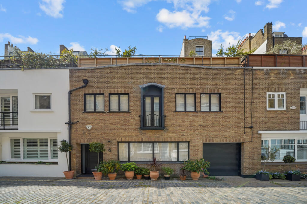 Main image of property: Montagu Mews West, Marylebone, London, W1H
