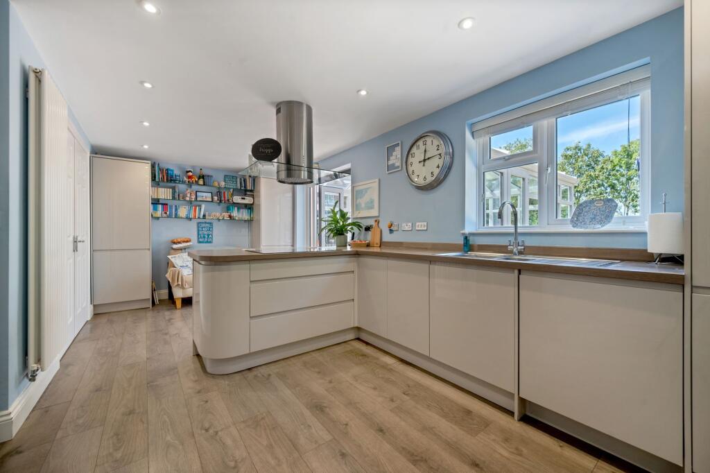 House in Leicester - View 5
