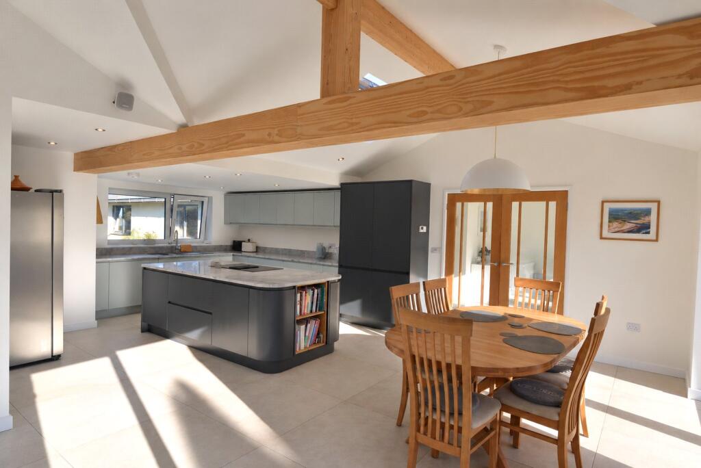 House in Redlynch, Morgan's Vale - More