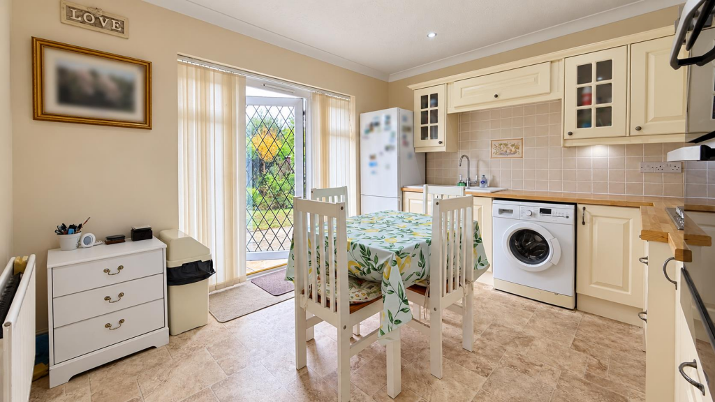 House in Frinton-on-Sea, Frinton and Walton - View 3