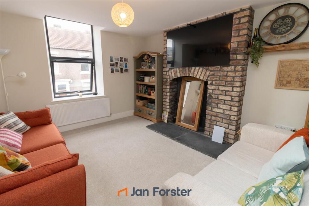 House in Newcastle upon Tyne - View 2