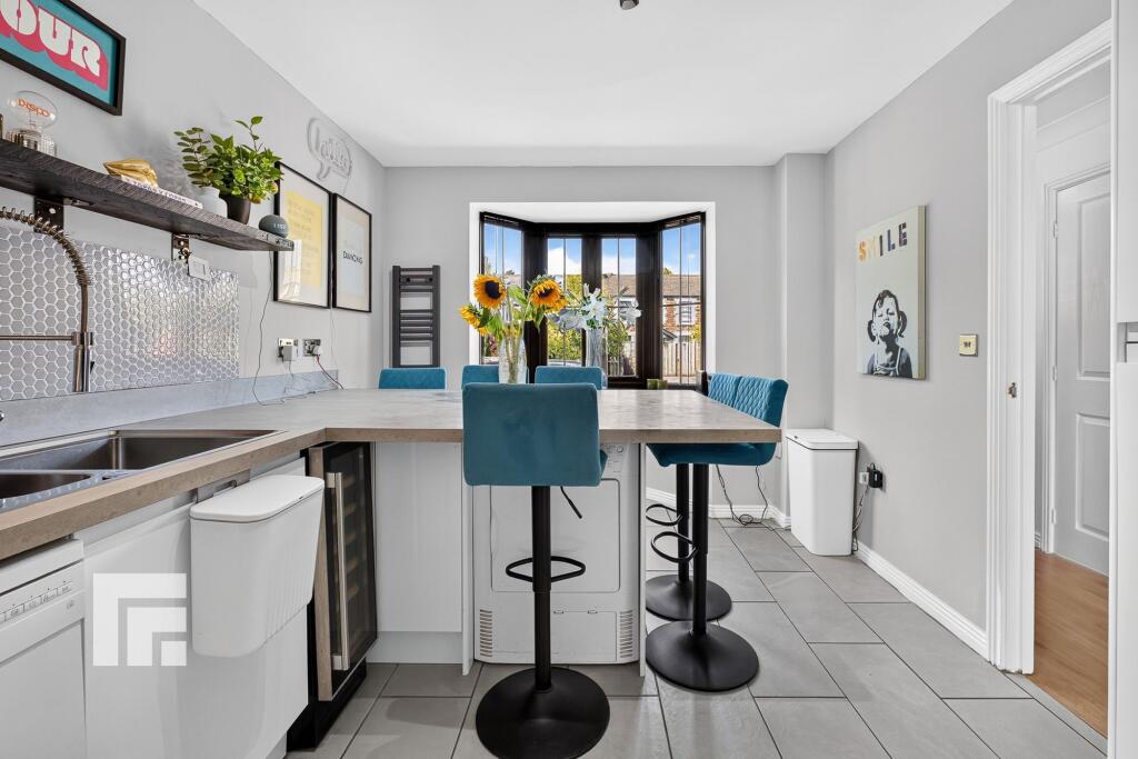 House in Cardiff, Parc Plymouth, Radyr and Morganstown - View 4