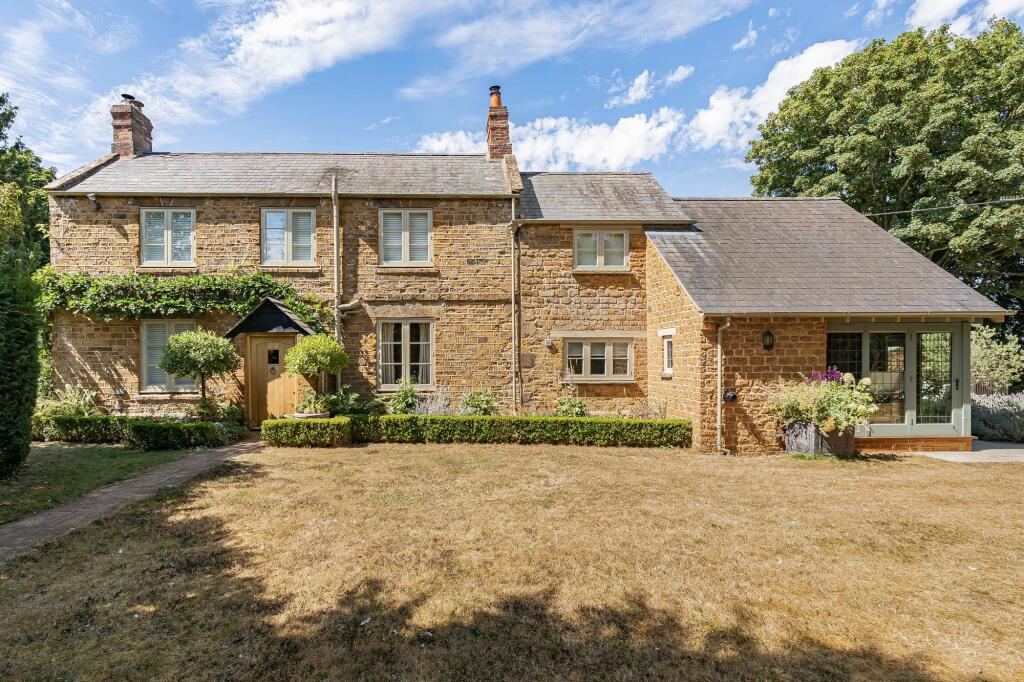 Main image of property: Hempton, Banbury, OX15