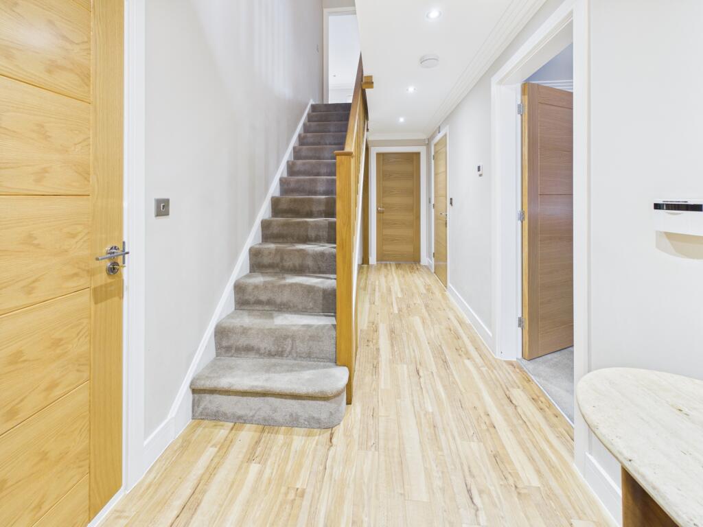 House in Derby - View 5