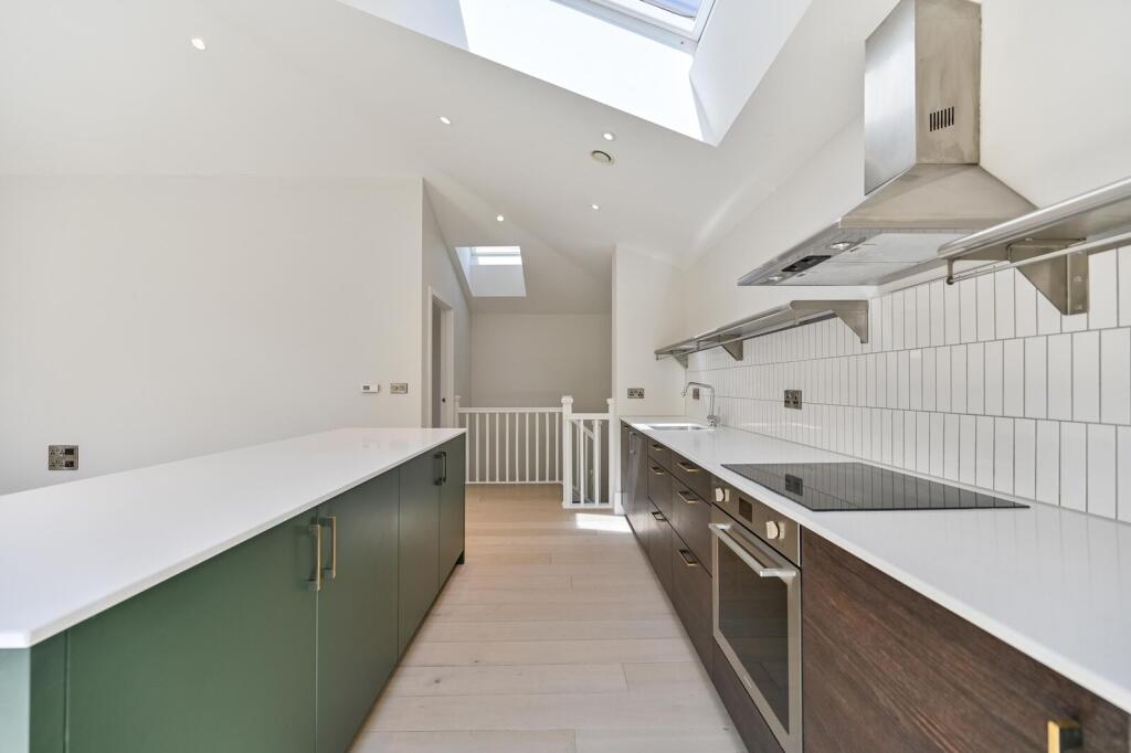 Apartment in London - More