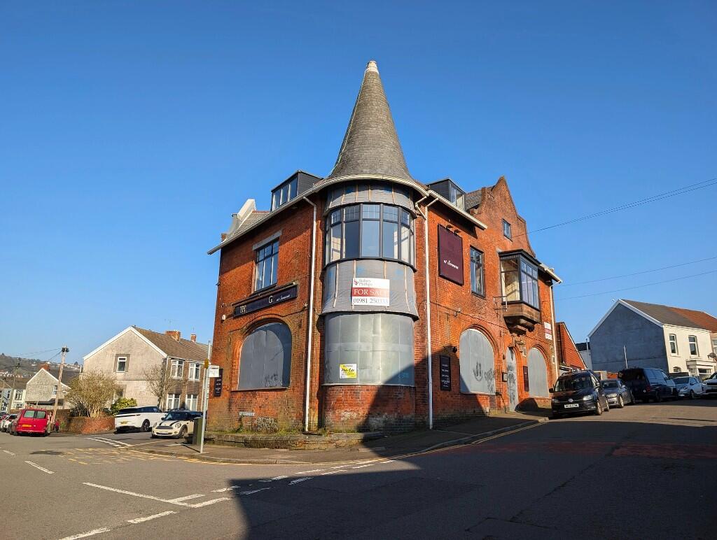 Main image of property: SWANSEA - DESIRABLE SUBURB PUB WITH FUNCTION ROOM