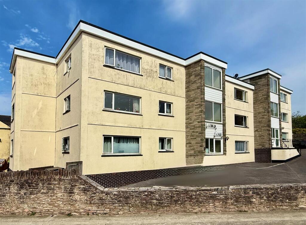 Property photo 9