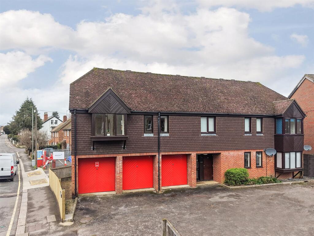 Main image of property: The Mews, 125 Holmesdale Road, Reigate, Surrey, RH2