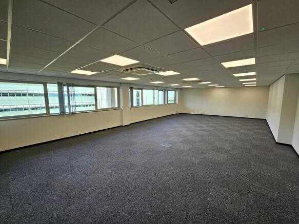 Office 9.jpg