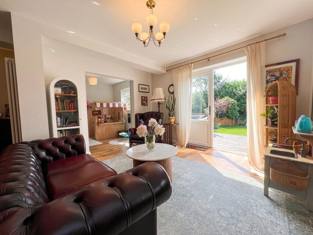 12 Lon Cae Porth Rhiwbina, Cardiff CF14 6QL photo 4