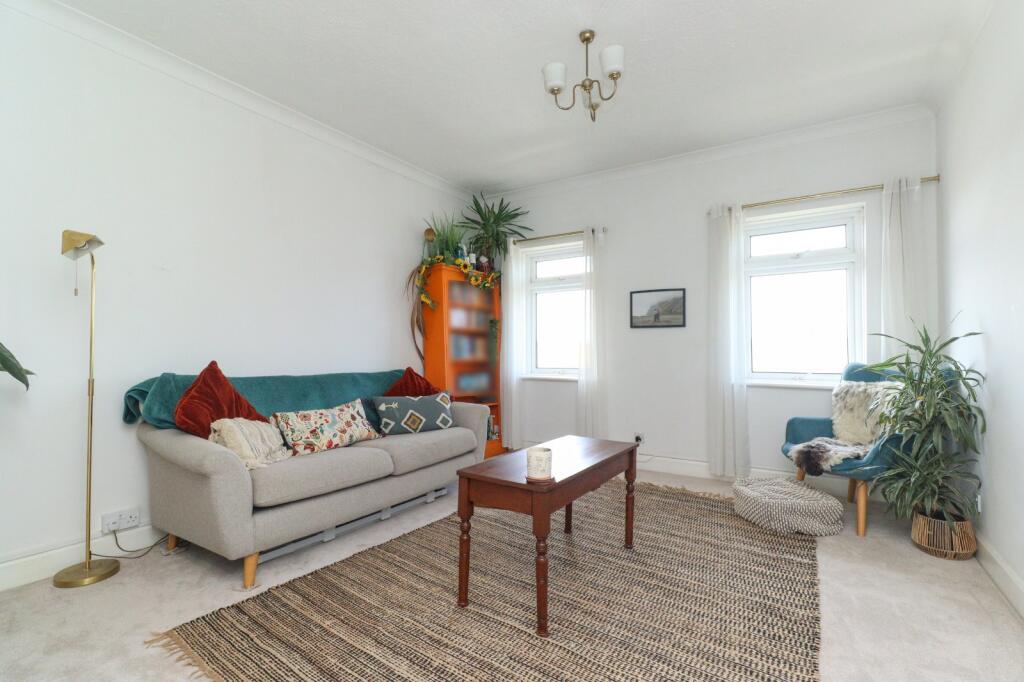Leicester Avenue, Margate, Cliftonville, CT9 photo 2