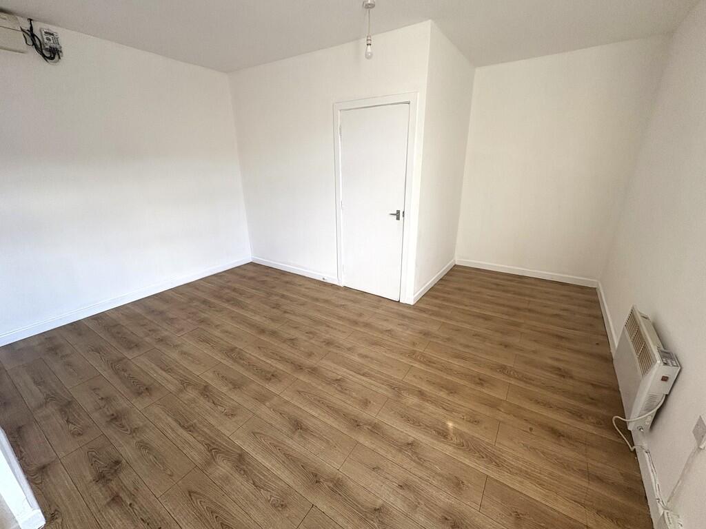 Apartment in Coventry - View 5