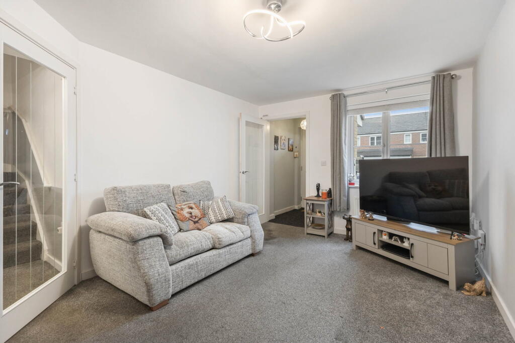 House in Wakefield - View 4