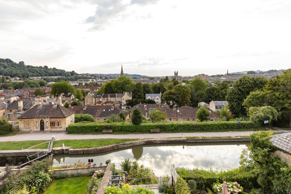 Sydney Buildings, Bath, BA2 - View 3