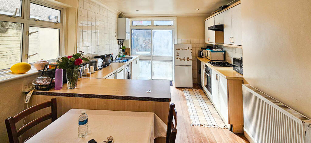 House in London, West Ham - View 4