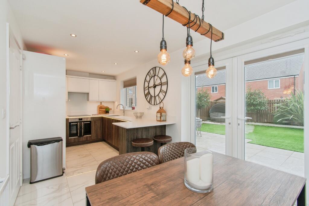 Frobisher Avenue, Castleford, WF10 photo 3