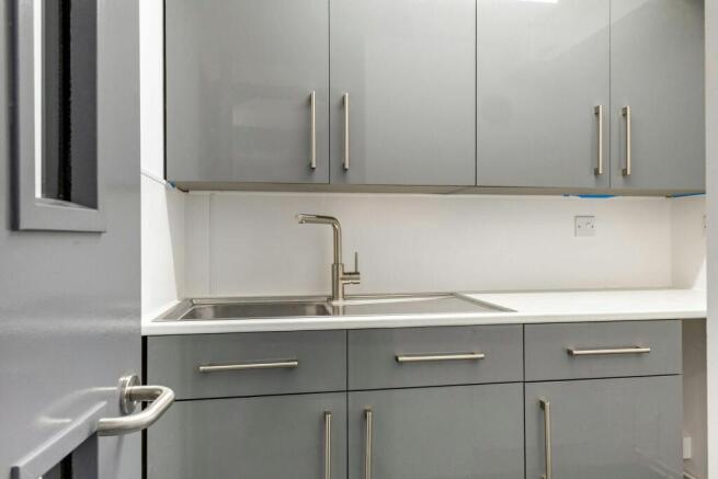 115557_Unit-20-Shepperton (25)_low.jpg