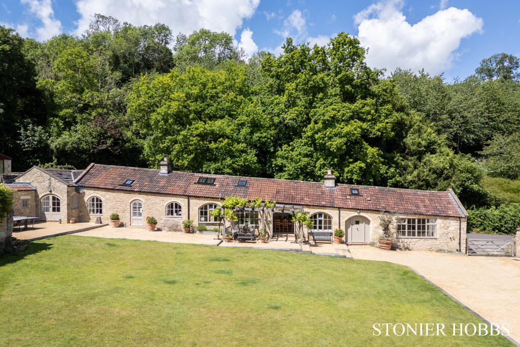 Main image of property: Charlcombe Farm, Charlcombe Lane, Charlcombe, Bath, Bath And North East Somerset